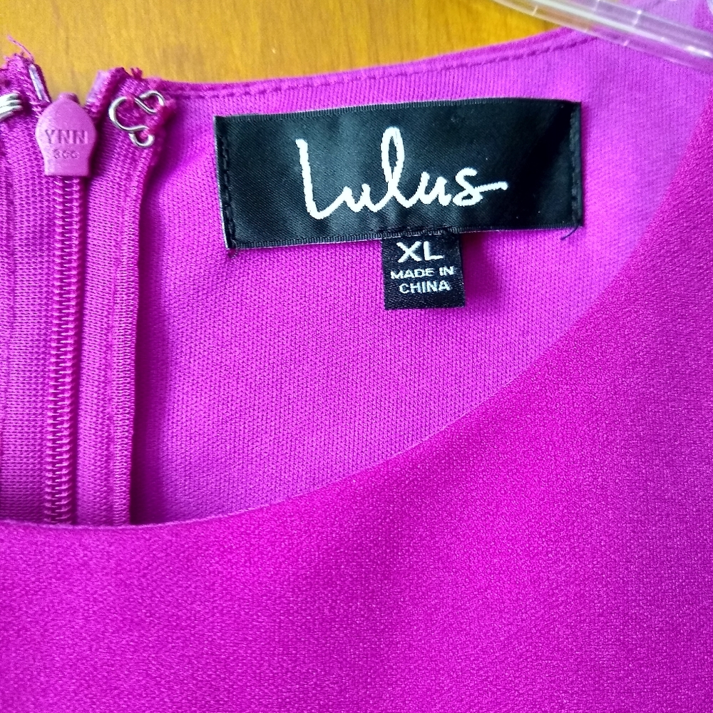 Lulus Cut Out Dress Jr XL NWT - Picture 2 of 3